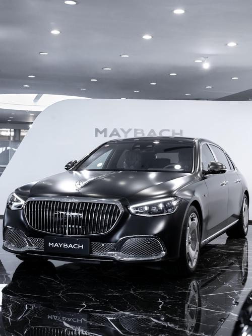 成都76岚图汽车的售后服务让用户无忧出行，迈巴赫未来的豪华车趋势