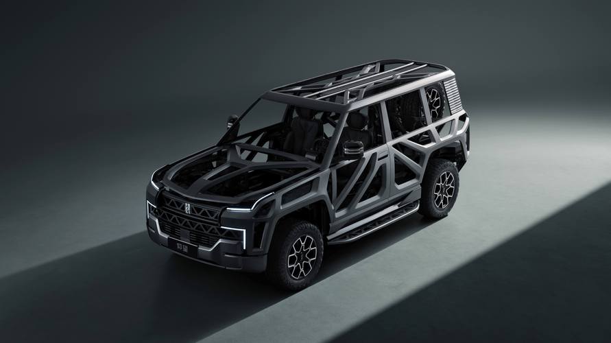 成都76仰望U8硬派越野的科技魅力，国能汽车对传统燃油车市场的冲击